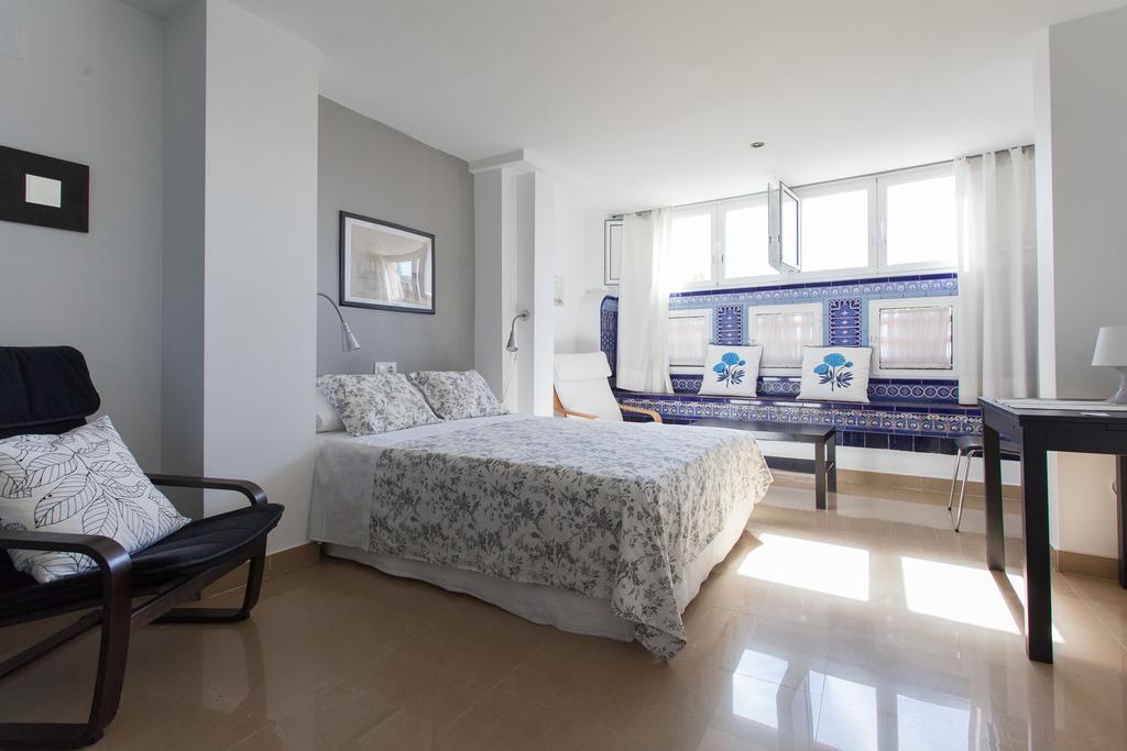 Apartamentos Edificio Constitucion Sevilla Ruang foto