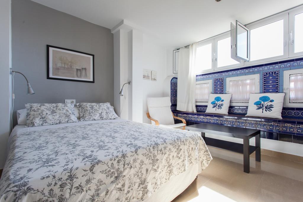 Apartamentos Edificio Constitucion Sevilla Ruang foto