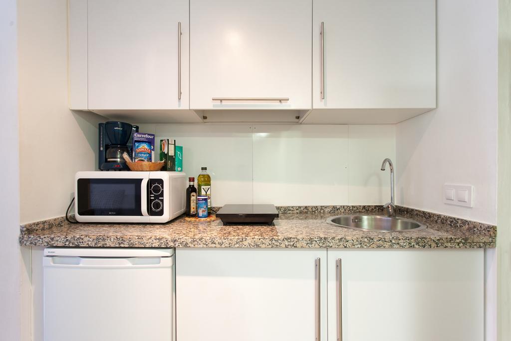 Apartamentos Edificio Constitucion Sevilla Ruang foto
